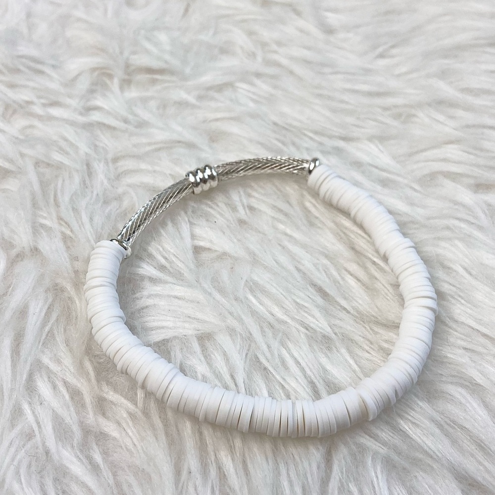 Moonlit Edge Bracelet - Picture 6 of 6